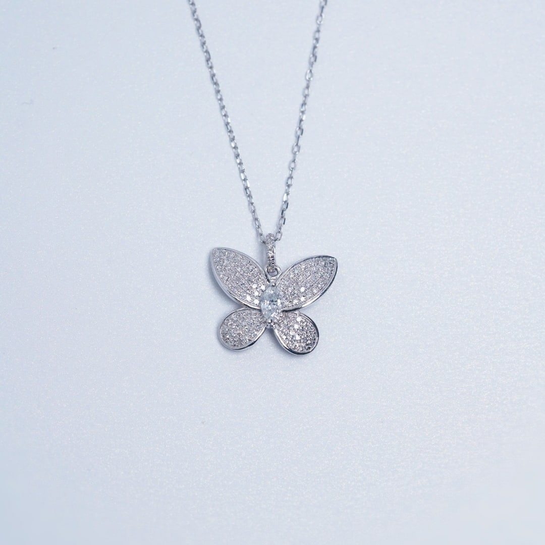 14k Gold 0.37 Ct Natural H Diamond & Butterfly Necklace - 4