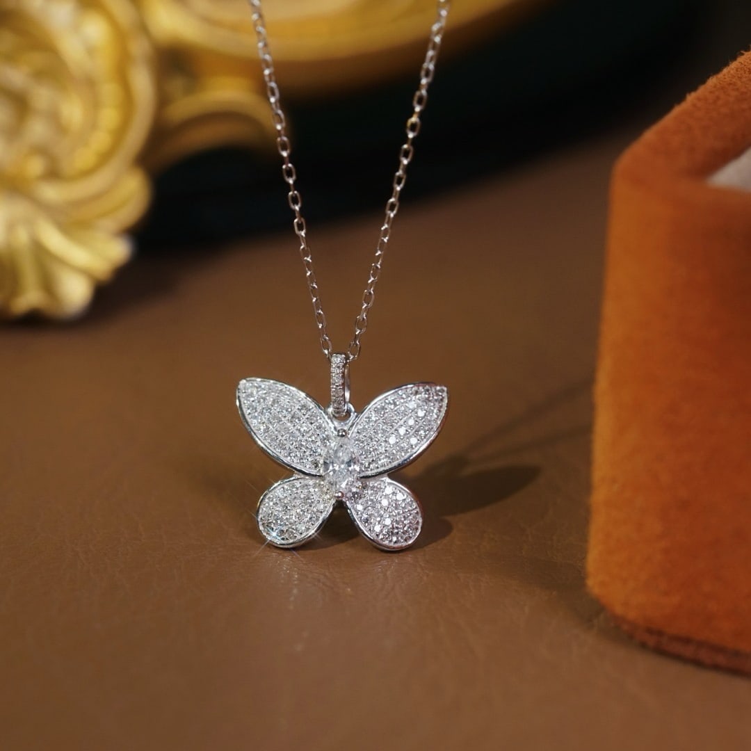 14k Gold 0.37 Ct Natural H Diamond & Butterfly Necklace - 6