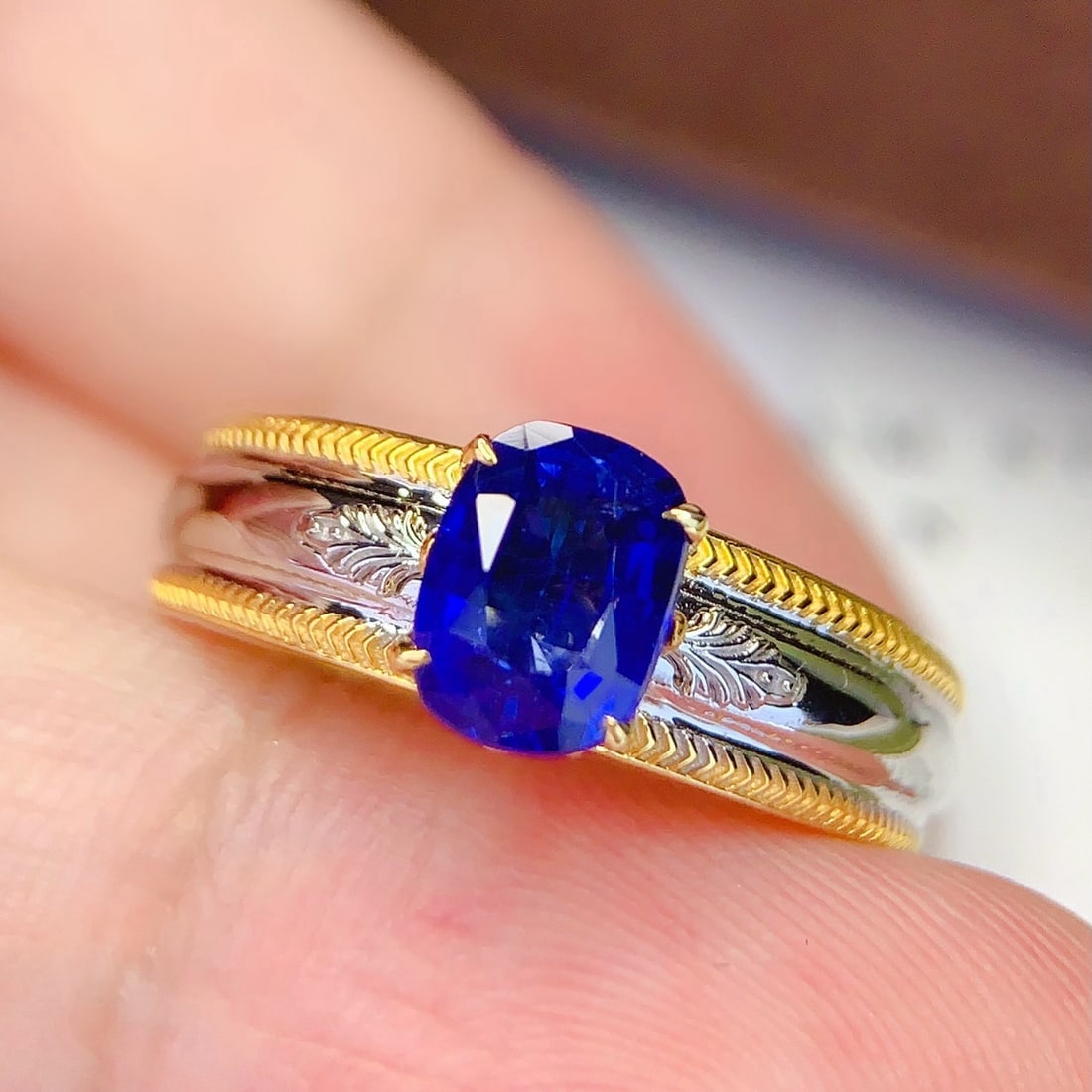 14k Gold 1.15 Ct Natural Sapphire Ring - 2