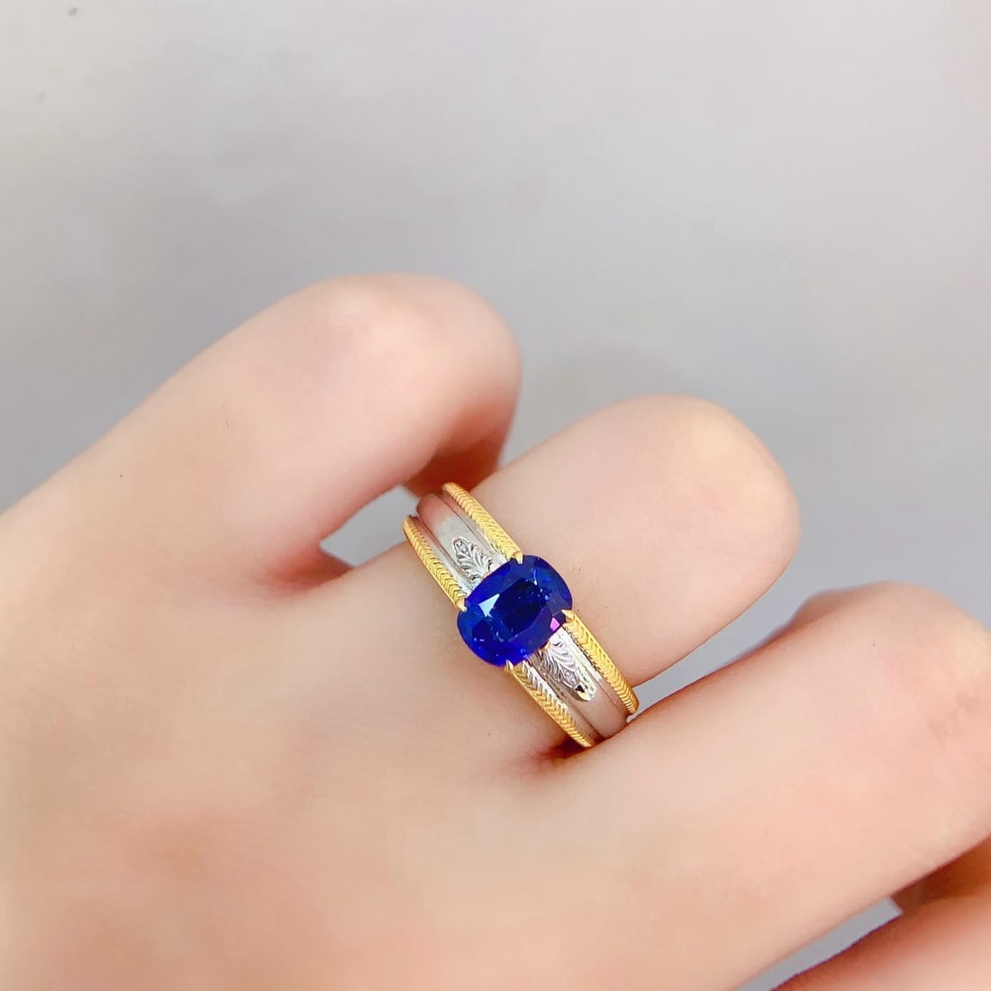 14k Gold 1.15 Ct Natural Sapphire Ring - 6