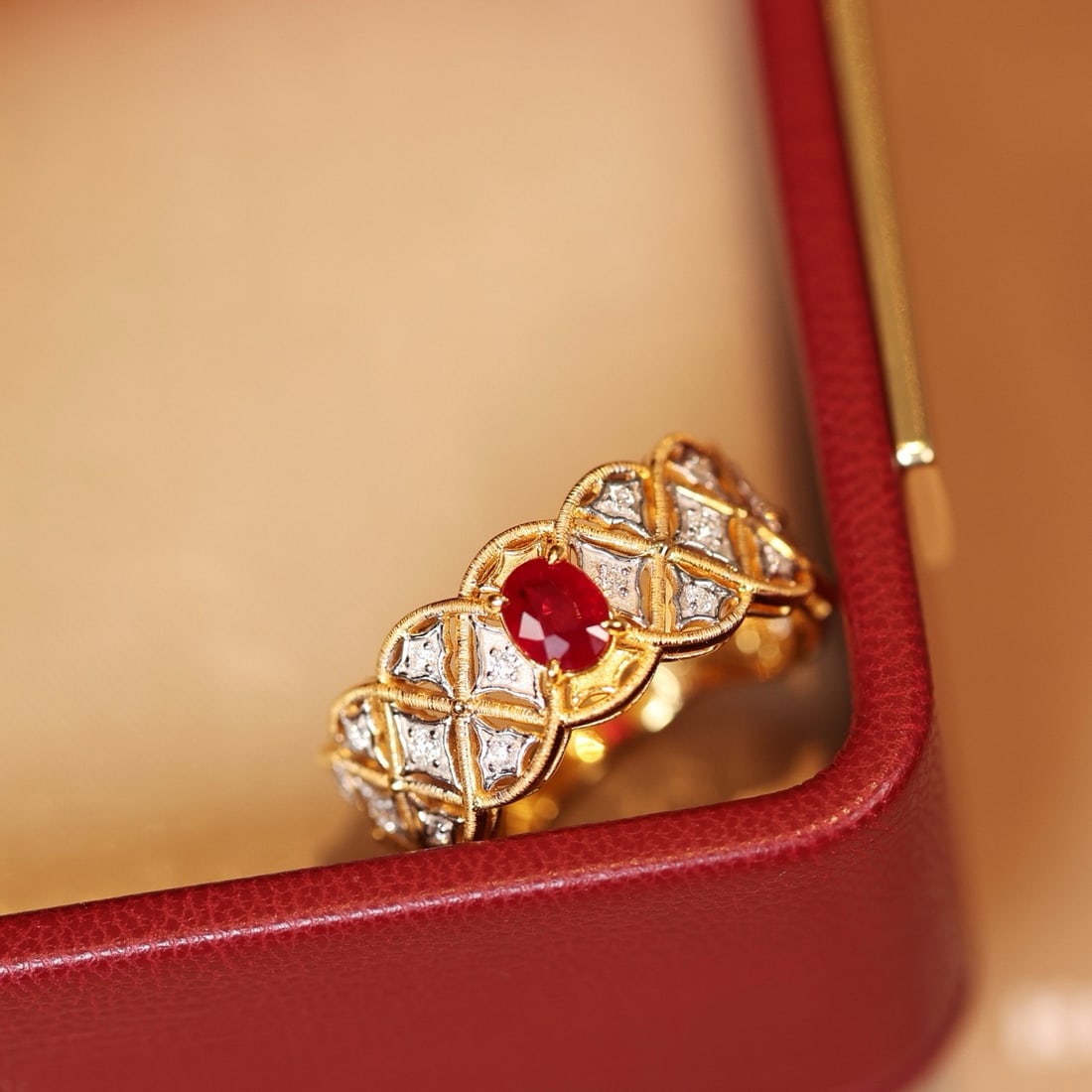 14k Gold 0.91 Ctw Vivid Red Natural Ruby & Diamond Ring - 2