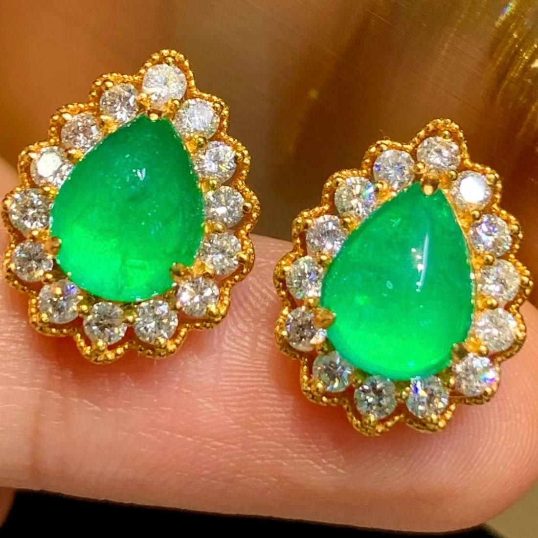 14k Gold 3.3 Ct Natural Emerald & Diamond Earrings - 3