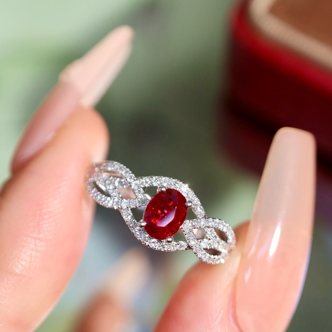 14k Gold 0.74 Ctw Vivid Red Natural Ruby & Diamond Ring - 8