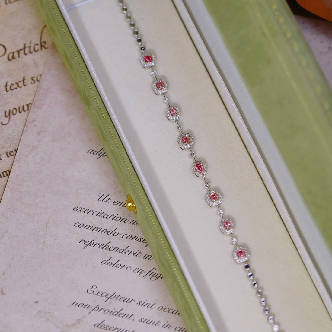 14k Gold 1.35 Ctw Natural Pink Diamond & Diamond Bracelet - 2