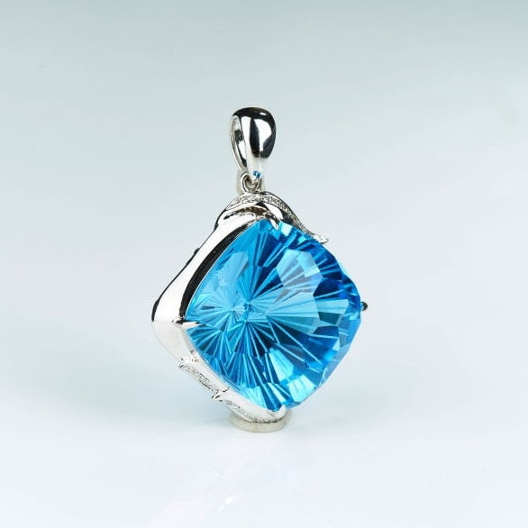 14k Gold 30 Ct Natural Topaz & Diamond Pendant( Without Chain ) - 8