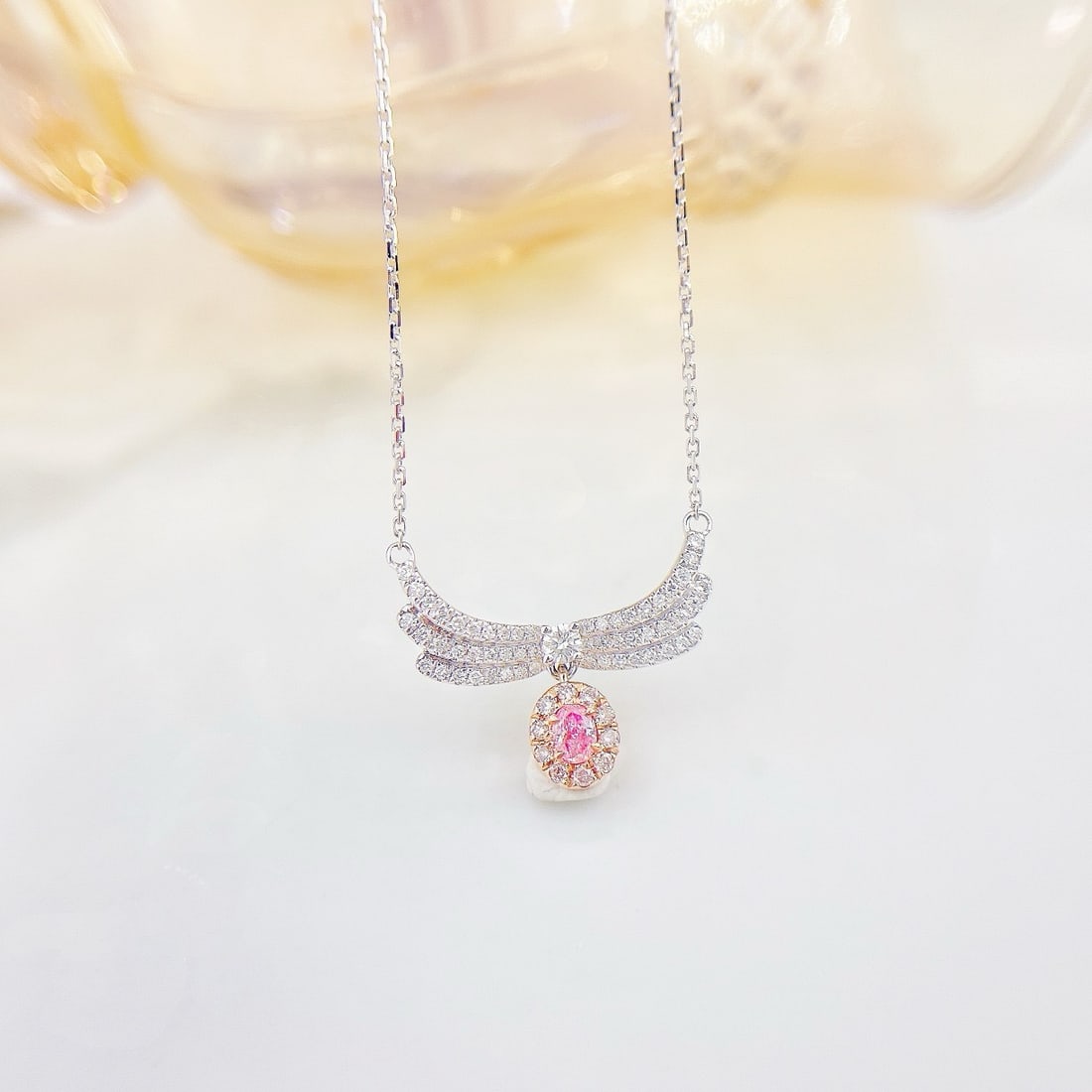 14k Gold 0.30 Ctw Natural Pink Diamond & Diamond Necklace: Ref:231194171 // gold content:14k gold // main gemstone:pink diamond // shape:oval // carat weight:0. 08ct // color:pink // treatment:natural // // adjacent gemstone 2 : diamond // shape:round // cara