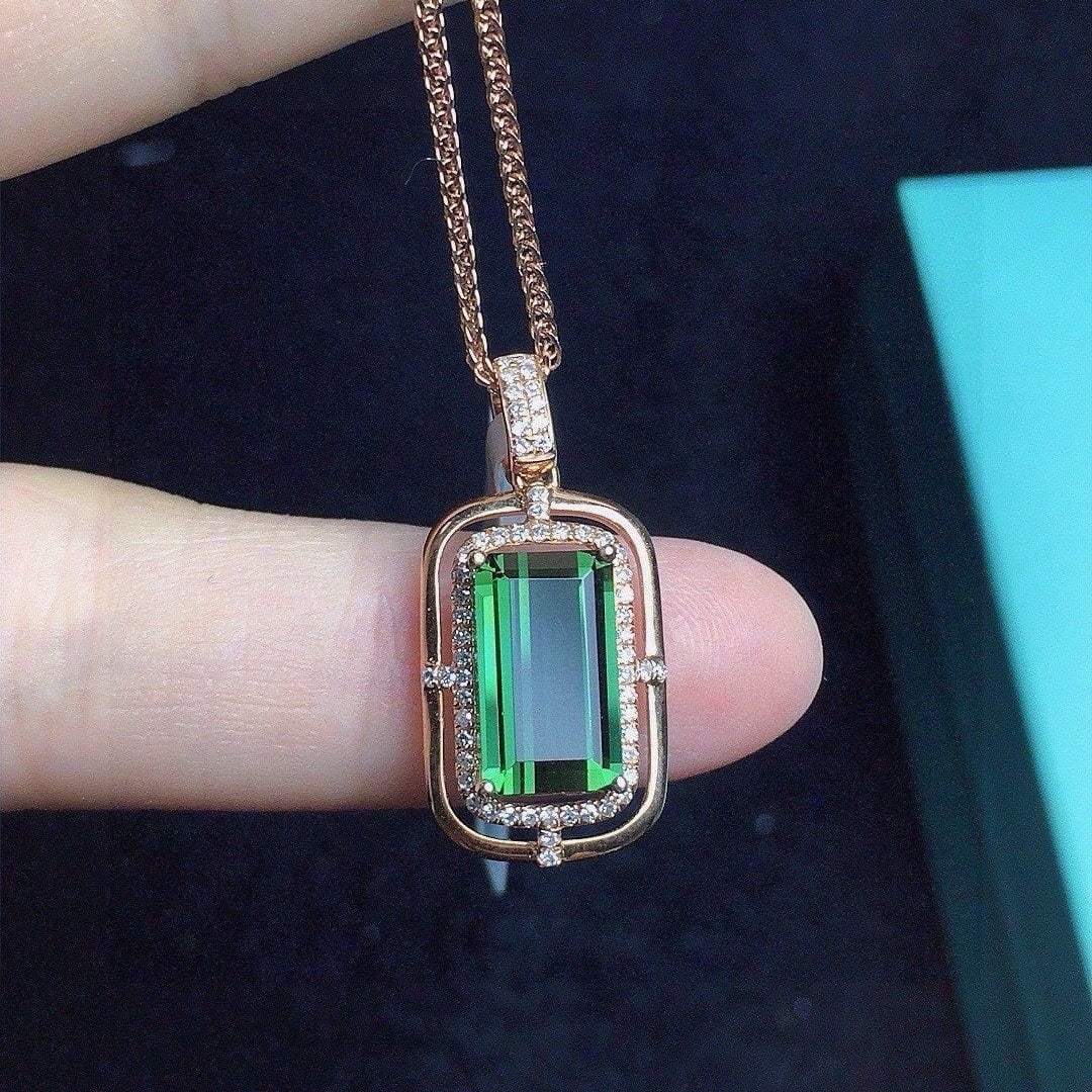 14k Gold 2.09 Ct Natural Tourmaline & Diamond Pendant( Without Chain ): Ref:231194183 // gold content:14k gold // main gemstone:tourmaline // shape:octagonal // carat weight:2. 09ct // color:green // treatment:natural // // adjacent gemstone 2 : diamond // number of stone