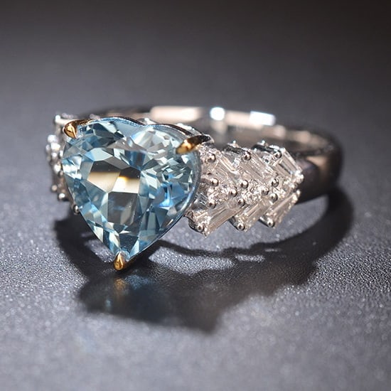 14k Gold 3.04 Ctw Natural Aquamarine & Diamond Ring - 2