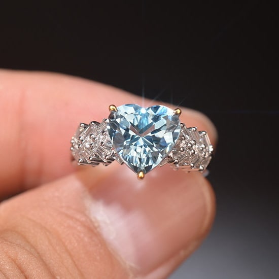 14k Gold 3.04 Ctw Natural Aquamarine & Diamond Ring - 6