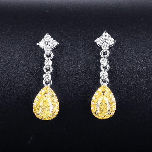 14k Gold 0.72 Ctw Natural Yellow Diamond & Diamond Earrings: Ref:231194242 // gold content:14k gold // main gemstone:yellow diamond // shape:pear // carat weight:0. 45ct // color:yellow // treatment:natural // // adjacent gemstone 2 : diamond // shape:round //
