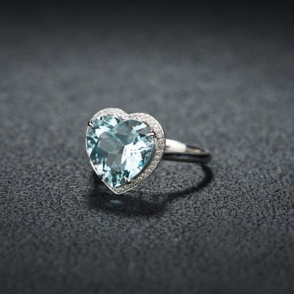 14k Gold 4.42 Ct Natural Aquamarine & Diamond Ring - 3