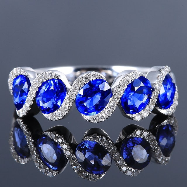 14k Gold 1.93 Ctw Natural Sapphire & Diamond Ring: Ref:231194255 // gold content:14k gold // ring size:7. 25us // // main gemstone:sapphire // shape:oval // carat weight:1. 79ct // color:blue // treatment:natural // // adjacent gemstone 2 : diamond //