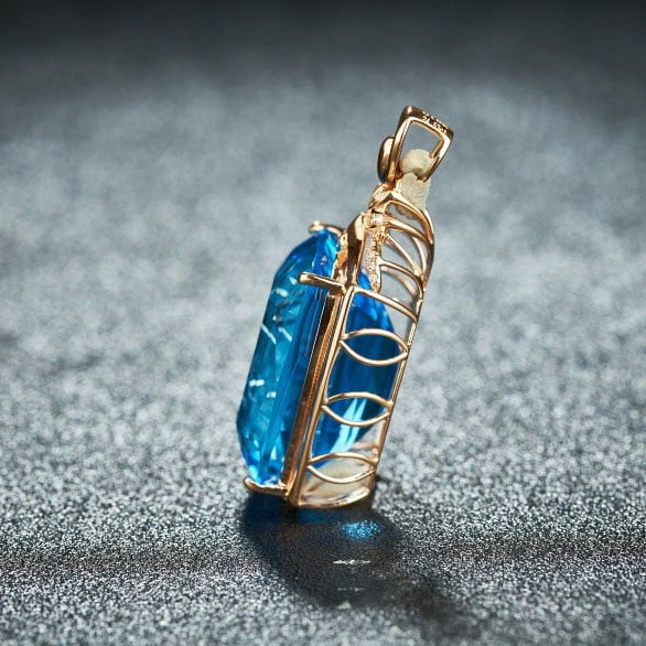 14k Gold 24.53 Ct Natural Topaz & Diamond Pendant( Without Chain ) - 4