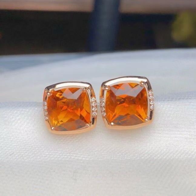 14k Gold 4.85 Ct Natural Citrine & Diamond Earrings: Ref:231194294 // gold content:14k gold // main gemstone:citrine // shape:cushion // carat weight:4. 85ct // color:yellow // treatment:natural // // adjacent gemstone 2 : diamond // number of stones:16
