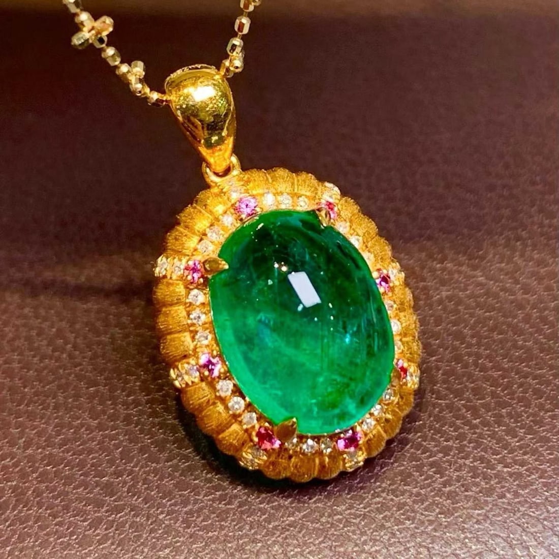 14k Gold 4.65 Ct Natural Emerald & Diamond Pendant( Without Chain ) - 4