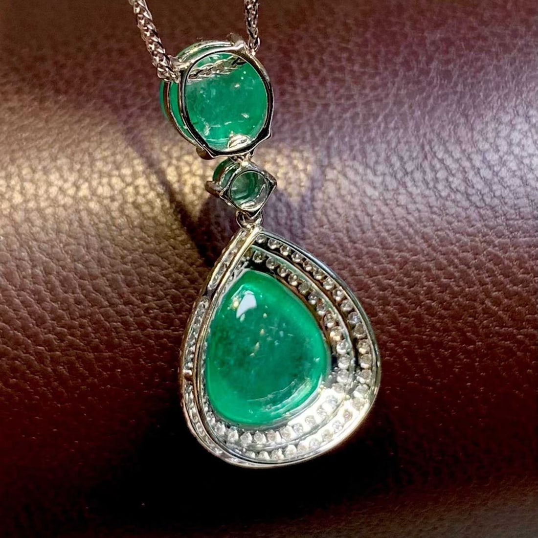 14k Gold 3.9 Ct Natural Emerald & Diamond Pendant( Without Chain ) - 3