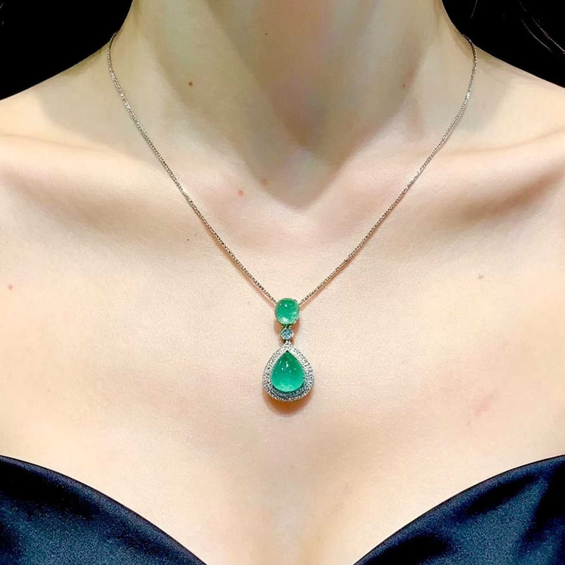 14k Gold 3.9 Ct Natural Emerald & Diamond Pendant( Without Chain ) - 4