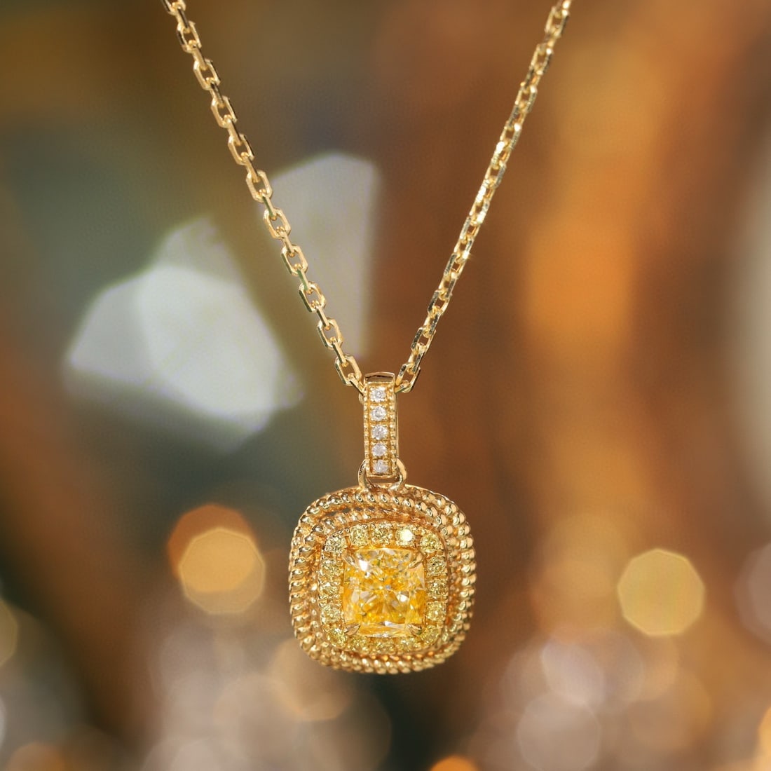 14k Gold 0.6 Ctw Natural Yellow Diamond & Diamond Necklace: Ref:231194355 // gold content:14k gold // main gemstone:yellow diamond // shape:cushion // carat weight:0. 5ct // color:yellow // treatment:natural // // adjacent gemstone 2 : diamond // shape:round