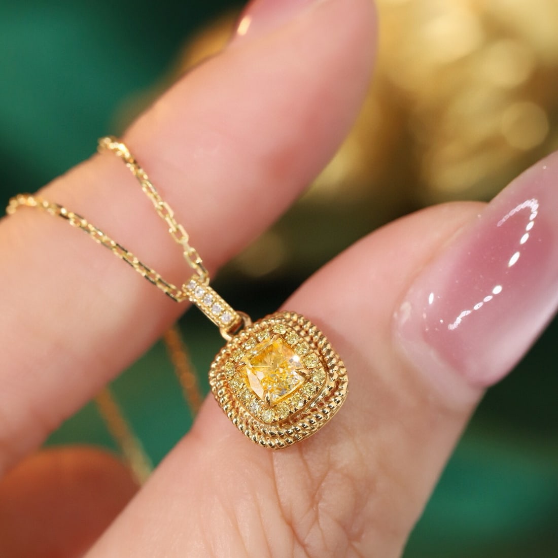 14k Gold 0.6 Ctw Natural Yellow Diamond & Diamond Necklace - 2