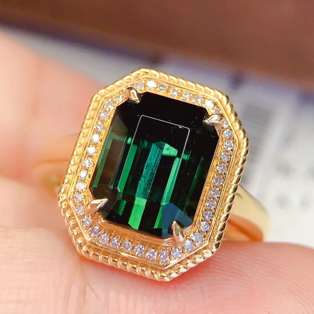 14k Gold 4.3 Ct Natural Tourmaline & Diamond Ring - 3