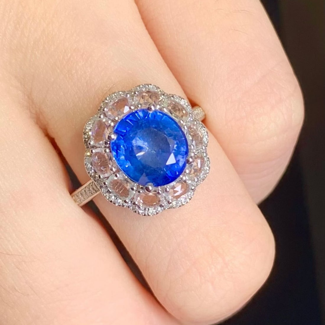 14k Gold 2.5 Ct Natural Sapphire & Diamond & Sapphire Ring - 2