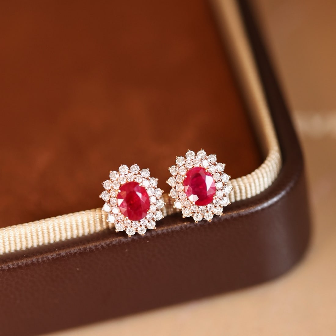 14k Gold 1.32 Ctw Natural Ruby & Diamond Earrings: Ref:231194385 // gold content:14k gold // main gemstone:ruby // shape:oval // carat weight:0. 8ct // color:red // treatment:natural // // adjacent gemstone 2 : diamond // shape:round // carat weight:0
