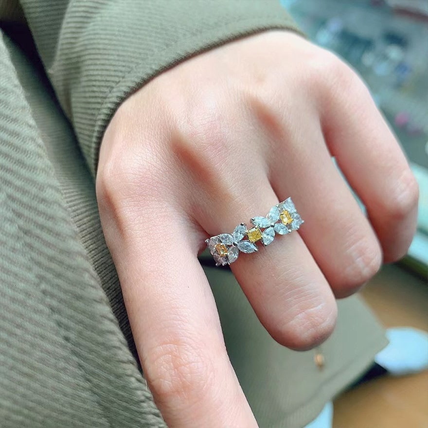 14k Gold 1.8 Ct Natural Color Diamond Ring - 5