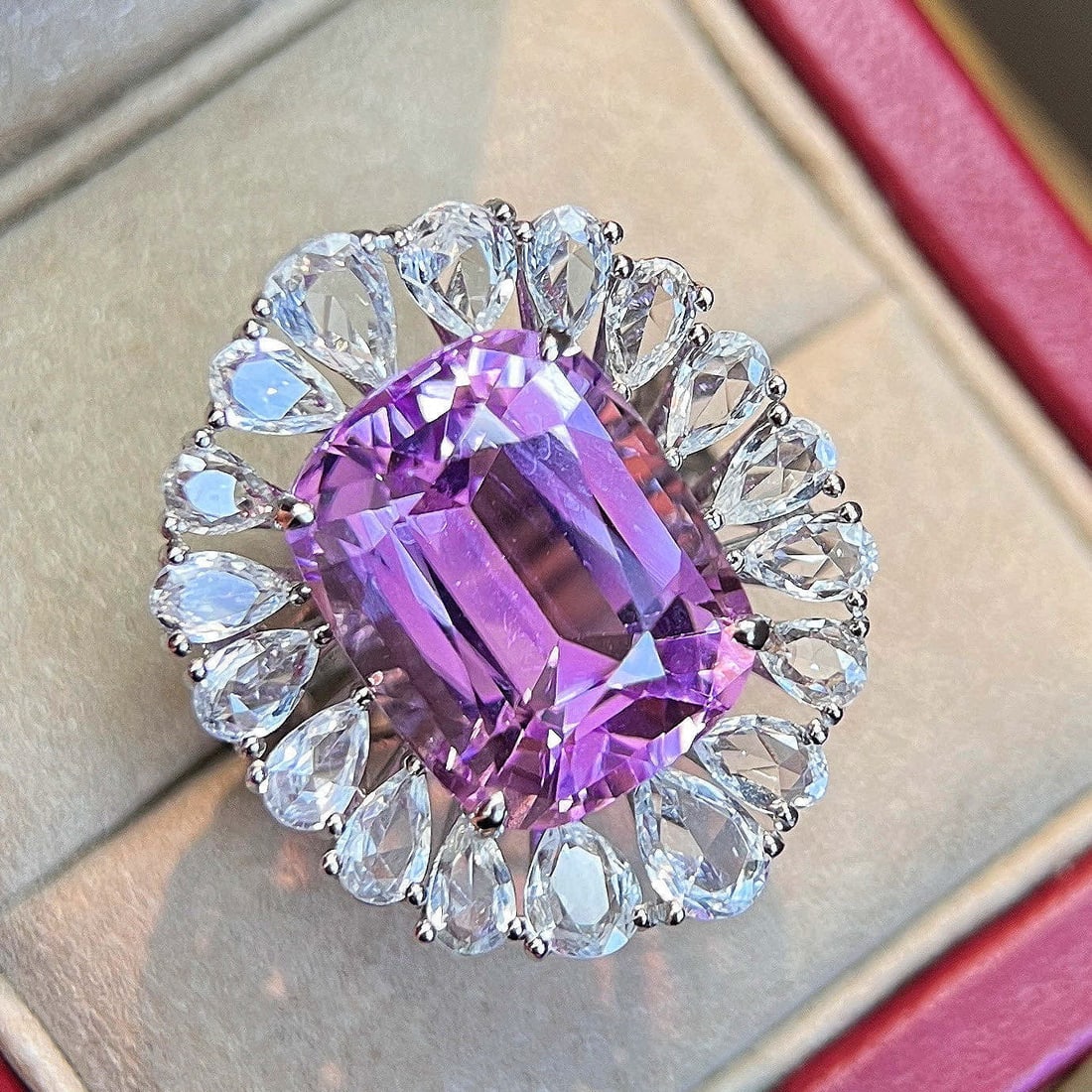 14k Gold 20.03 Ctw Natural Kunzite & Sapphire Ring - 5