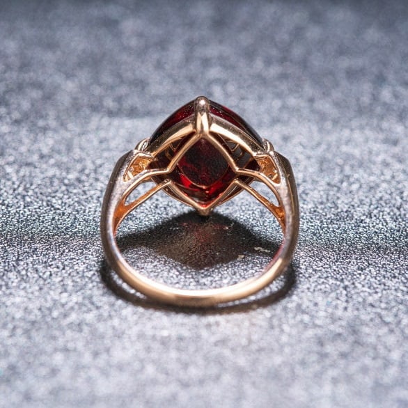 14k Gold 9.88 Ct Natural Garnet & Diamond Ring - 7