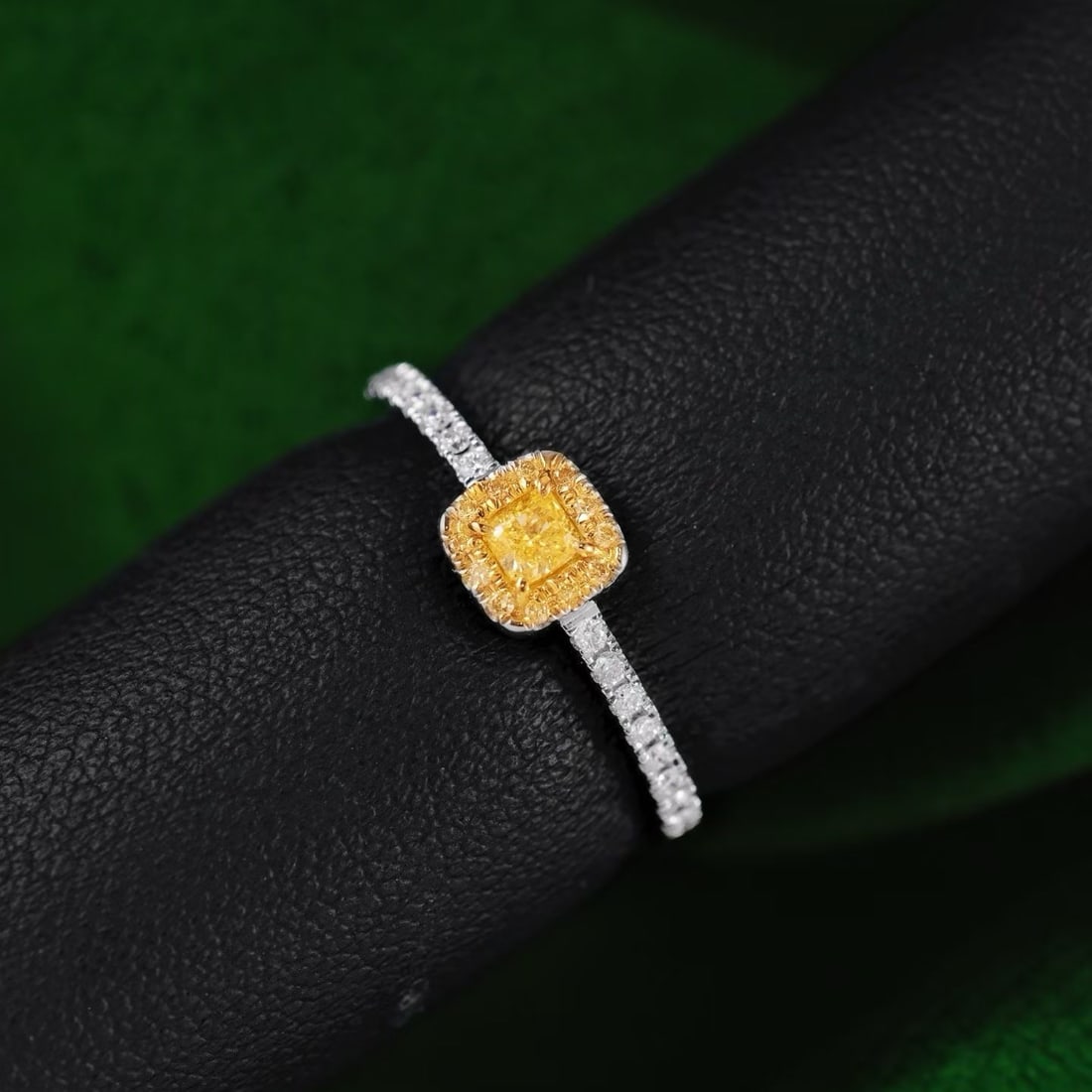 14k Gold 0.2 Ct Natural Yellow Diamond & Diamond Ring: Ref:231194445 // gold content:14k gold // ring size:7. 25us // // main gemstone:yellow diamond // shape:cushion // carat weight:0. 2ct // color:yellow // treatment:natural // // adjacent gemstone 2 :