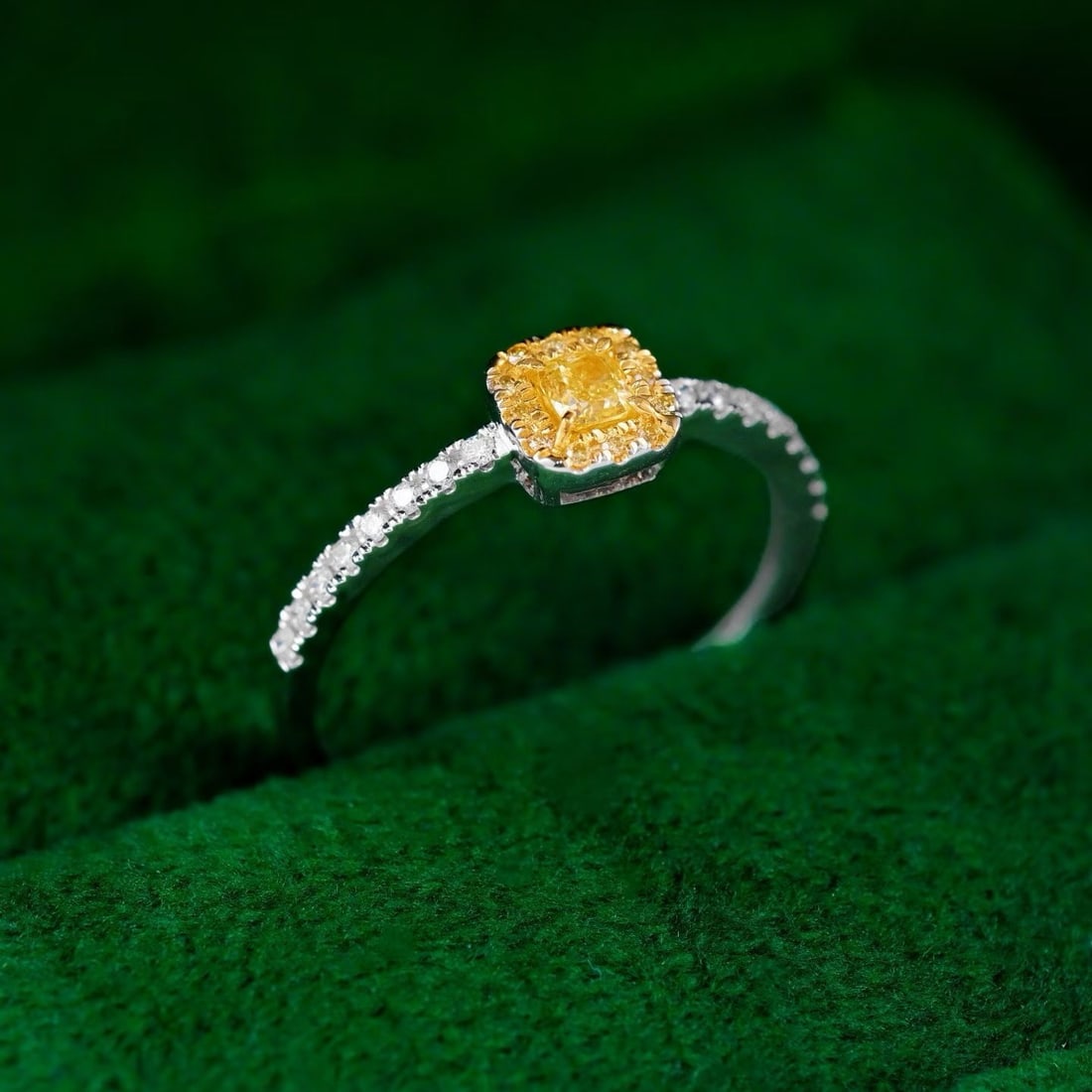 14k Gold 0.2 Ct Natural Yellow Diamond & Diamond Ring - 6