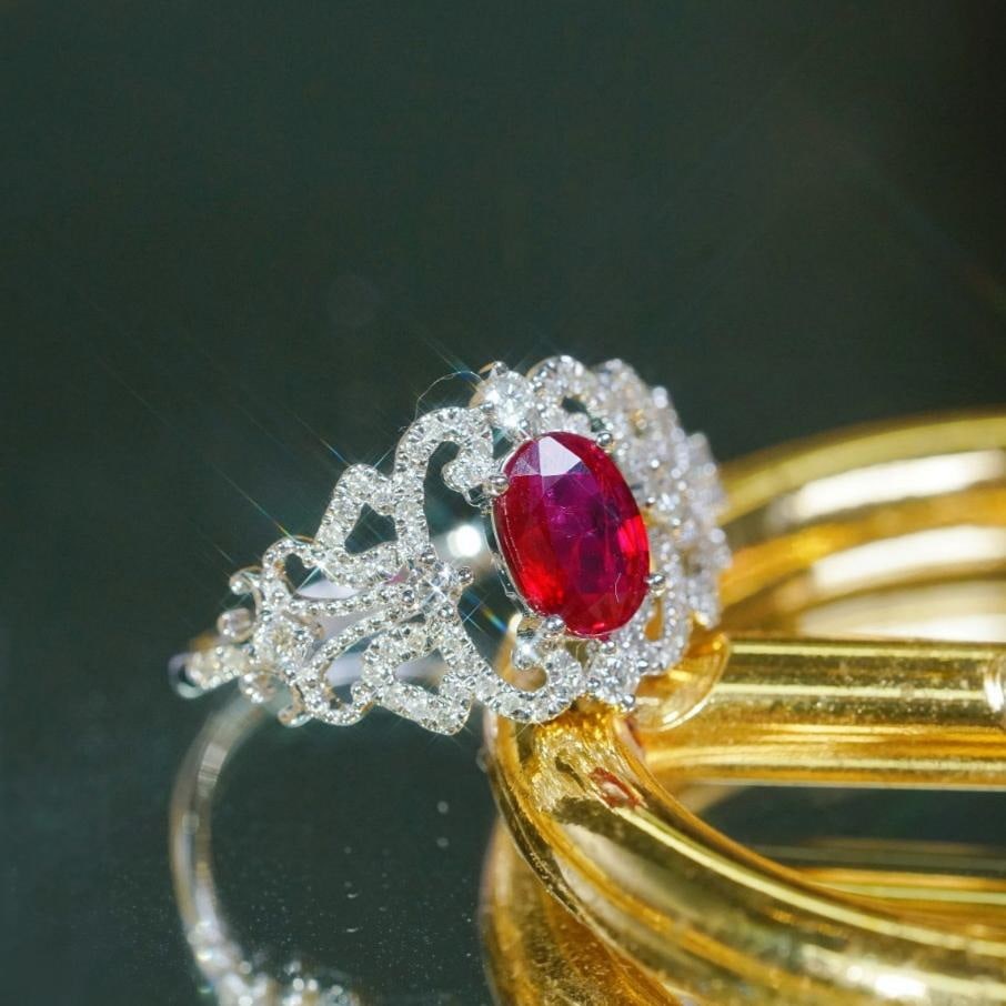 14k Gold 1.04 Ctw Natural Ruby & Diamond Ring: Ref:231195118 // gold content:14k gold // ring size:7. 25us // // main gemstone:ruby // shape:oval // carat weight:0. 72ct // color:red // treatment:natural // // adjacent gemstone 2 : diamond // shap