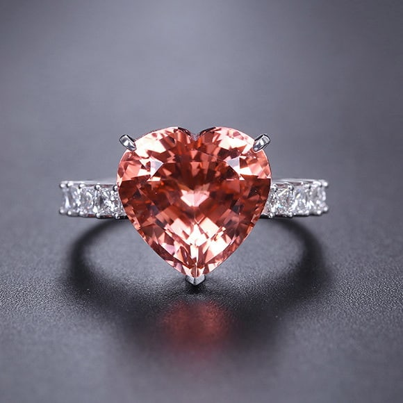 14k Gold 5.81 Ctw Natural Tourmaline & Diamond Ring: Ref:231196101 // gold content:14k gold // ring size:7. 25us // // main gemstone:tourmaline // shape:heart // carat weight:5. 4ct // color:red // treatment:natural // // adjacent gemstone 2 : diamond