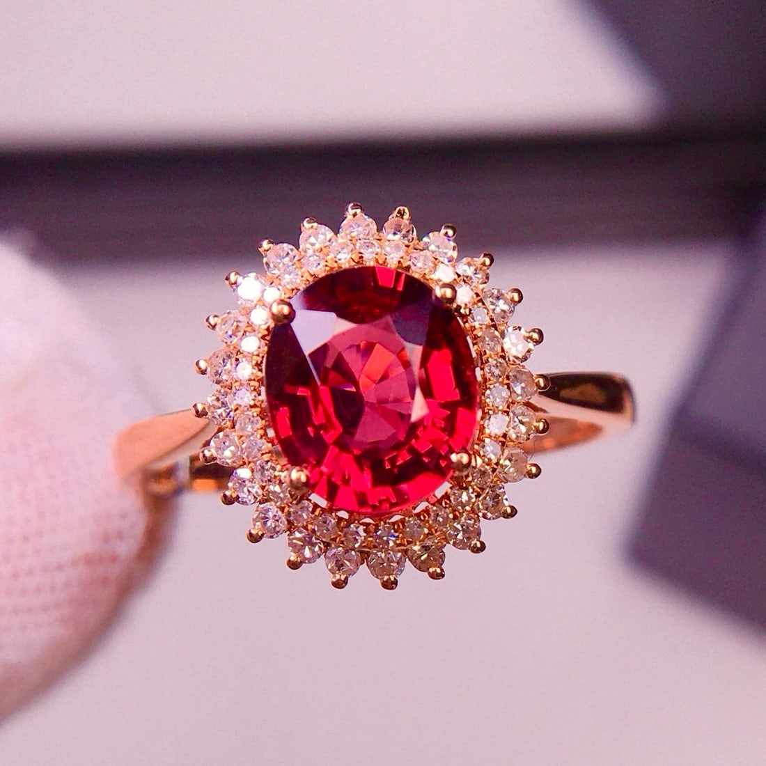 14k Gold 1.6 Ct Natural Ruby & Diamond Ring: Ref:231196392 // gold content:14k gold // ring size:7. 25us // // main gemstone:ruby // shape:oval // carat weight:1. 6ct // color:red // treatment:natural // // adjacent gemstone 2 : diamond //
