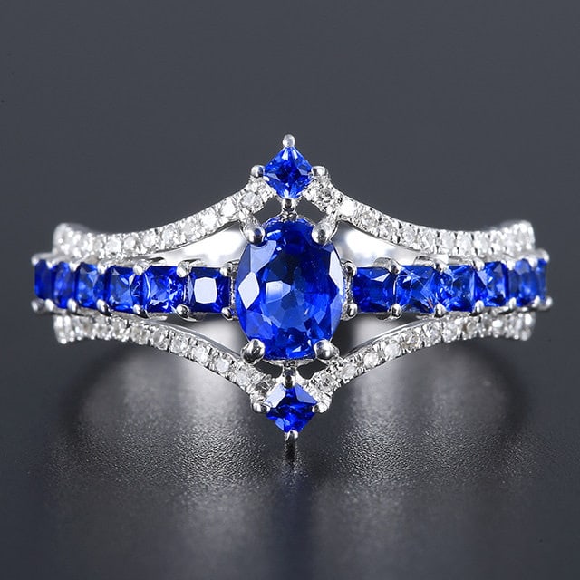 14k Gold 1.02 Ctw Natural Sapphire & Sapphire Ring: Ref:231196412 // gold content:14k gold // ring size:7. 25us // // main gemstone:sapphire // shape:oval // carat weight:0. 5ct // color:blue // treatment:natural // // adjacent gemstone 2 : sapphire //