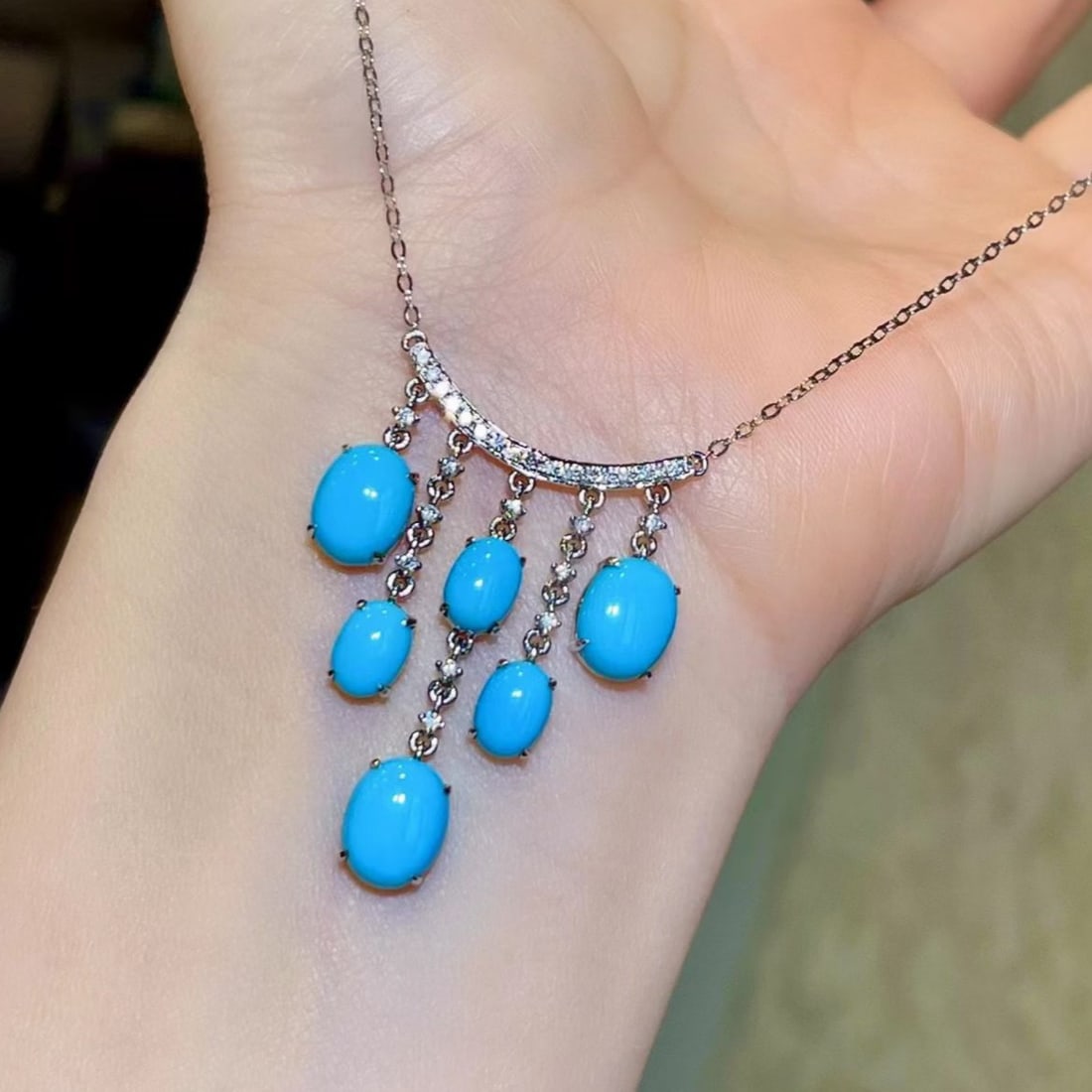 14k Gold 7.73 Ctw Natural Blue Turquoise & Diamond Necklace: Ref:231173069 // gold content:14k gold // main gemstone:blue turquoise // number of stones:6 // shape:oval // carat weight:7. 49ct // color:blue // treatment:natural // // adjacent gemstone 2 : diamon