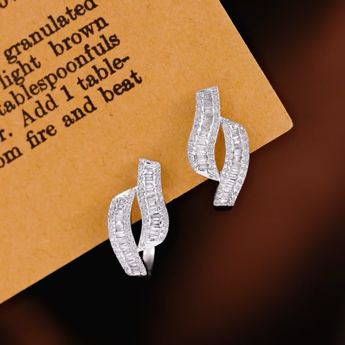 14k Gold 0.50 Ct Natural H Diamond Earrings: Ref:231173096 // gold content:14k gold // main gemstone:diamond // shape:multiple // carat weight:0. 50ct // clarity grade:vs-si // color:h // treatment:natural // Condition: New Low Estimate: