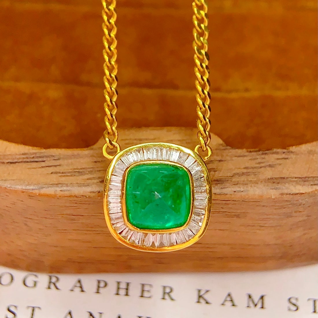 14k Gold 1.7 Ct Natural Emerald & Diamond Necklace - 5