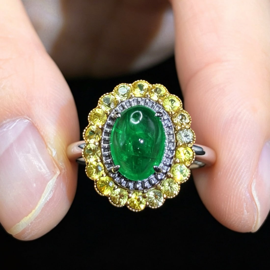 14k Gold 2.56 Ctw Natural Emerald & Sapphire Ring: Ref:231173179 // gold content:14k gold // ring size:7. 25us // // main gemstone:emerald // shape:oval // carat weight:1. 61ct // color:green // treatment:natural // // adjacent gemstone 2 : sapphire /