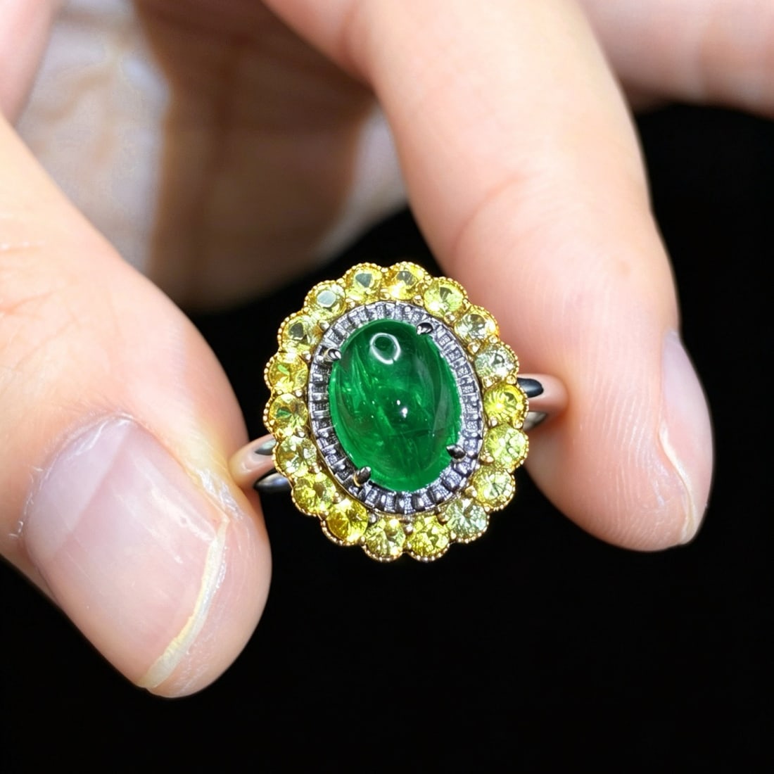 14k Gold 2.56 Ctw Natural Emerald & Sapphire Ring - 2