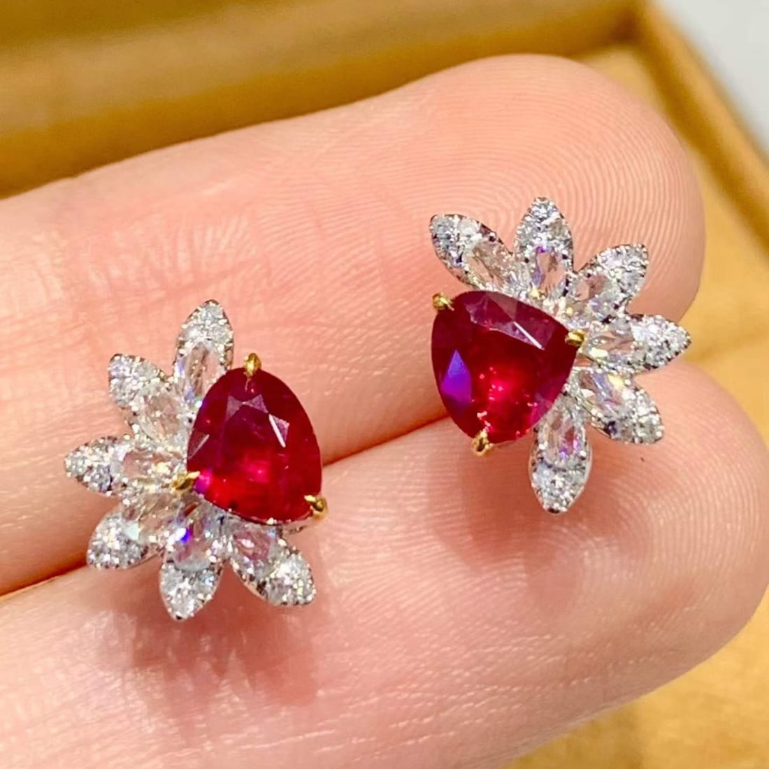14k Gold 1.02 Ct Natural Ruby & Diamond Earrings - 3