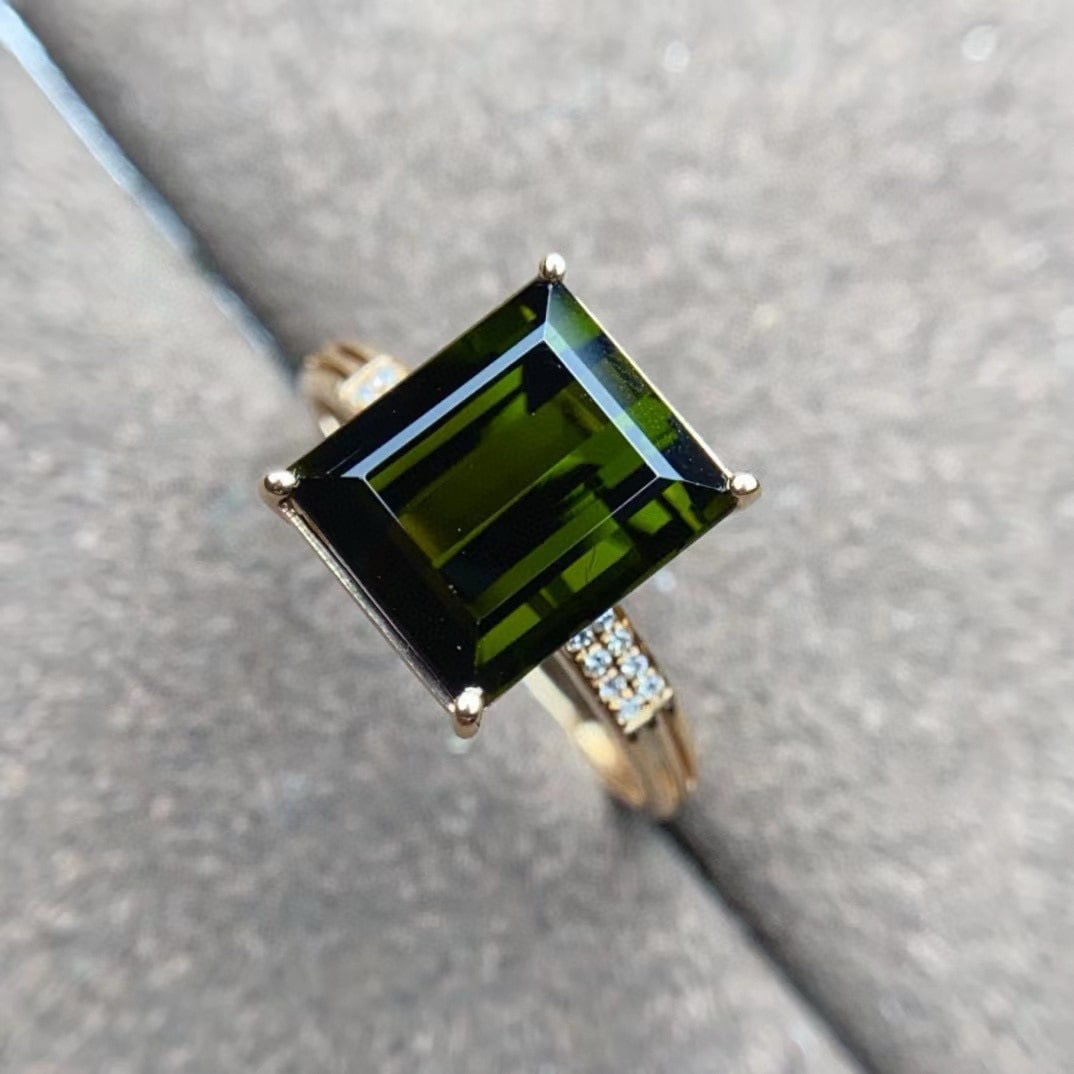 14k Gold 4.25 Ctw Natural Tourmaline & Diamond Ring: Ref:231173218 // gold content:14k gold // ring size:7. 25us // // main gemstone:tourmaline // shape:rectangle // carat weight:4. 2ct // color:green // treatment:natural // // adjacent gemstone 2 : dia