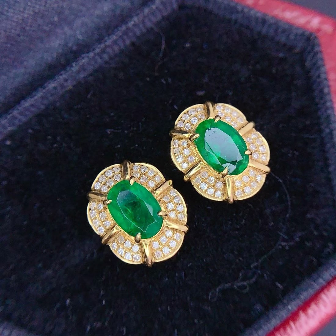 14k Gold 1 Ct Natural Emerald & Diamond Earrings - 6