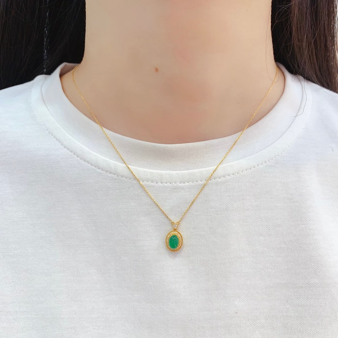 14k Gold 1.3 Ct Natural Emerald & Diamond Necklace - 6