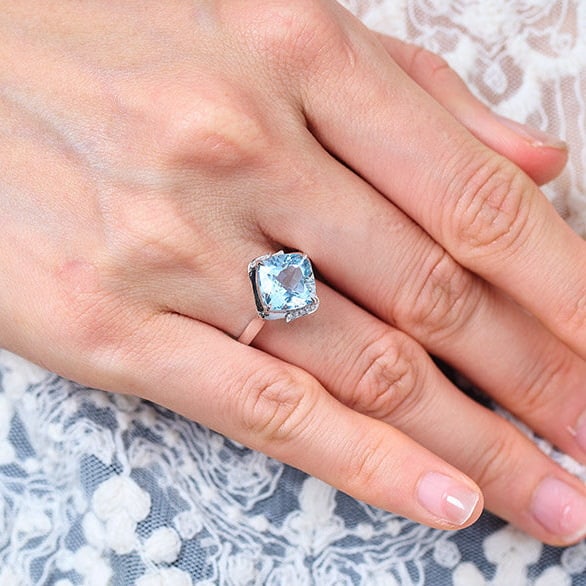 14k Gold 3.38 Ct Natural Aquamarine & Diamond Ring - 7