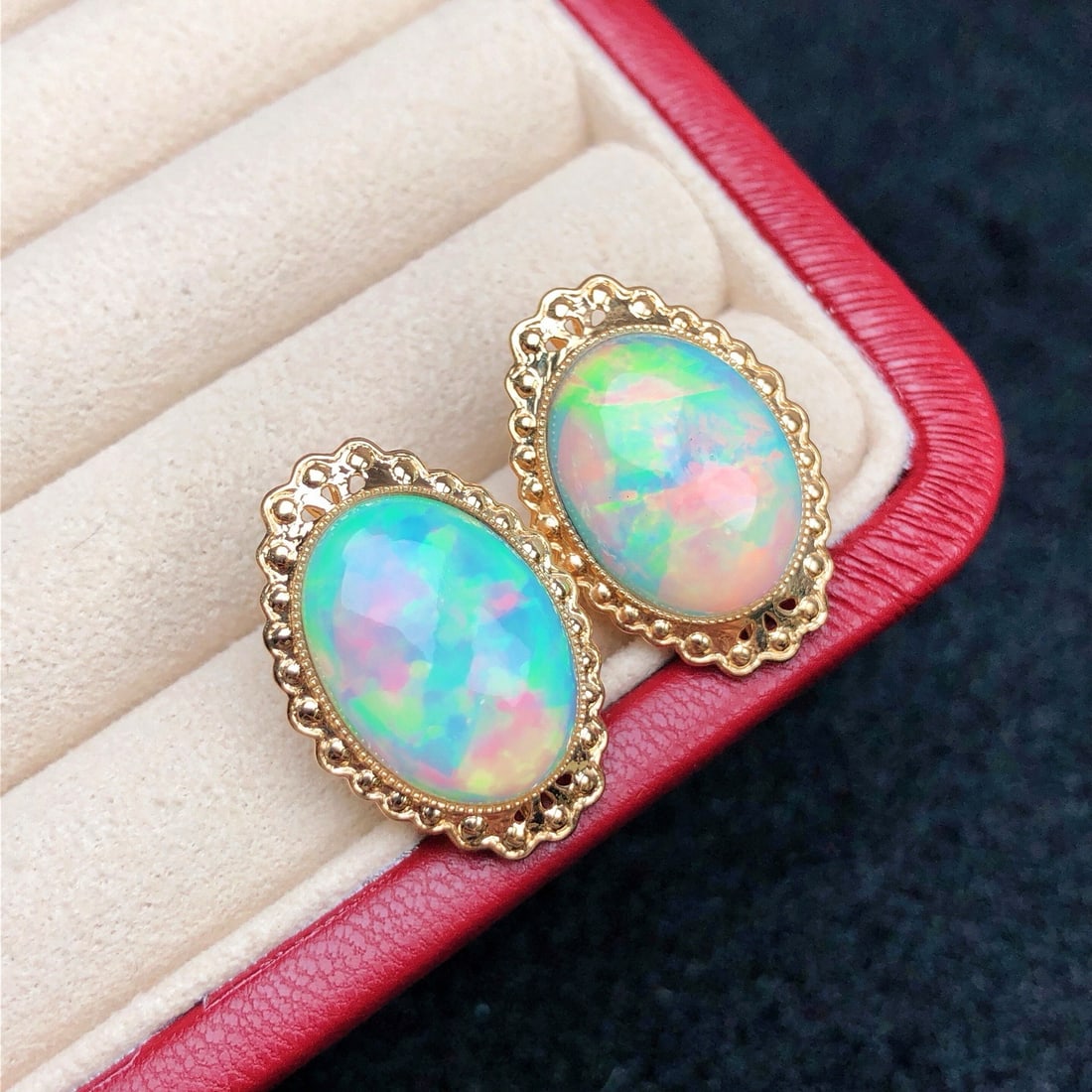 14k Gold 10.60 Ct Natural Opal Earrings - 3