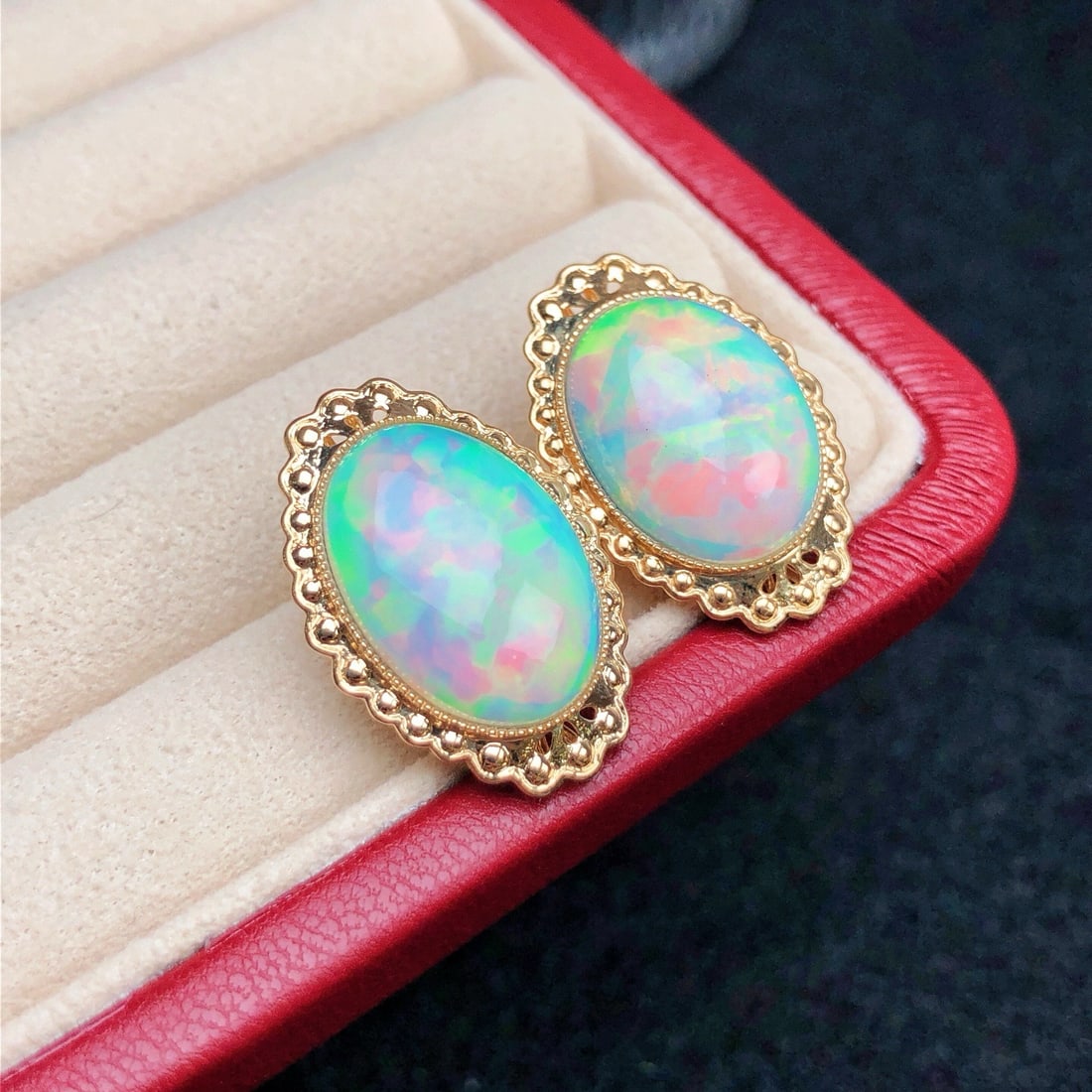 14k Gold 10.60 Ct Natural Opal Earrings - 4