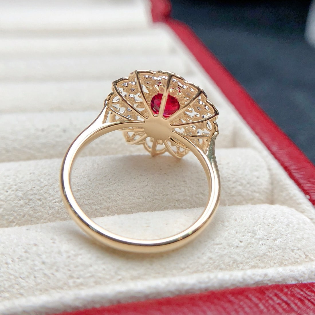 14k Gold 1.56 Ctw Natural Ruby & Diamond Ring - 6