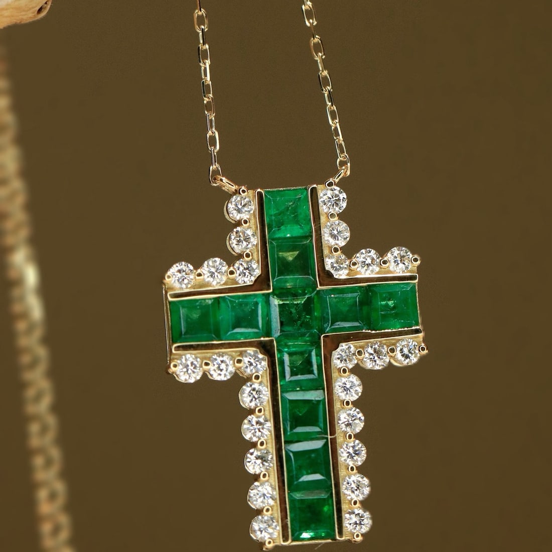 14k Gold 2.45 Ctw Natural Emerald & Diamond Necklace - 3