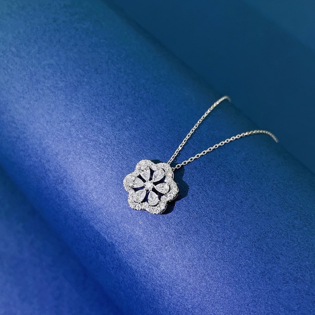 14k Gold 0.63 Ctw Natural H Diamond Necklace - 5